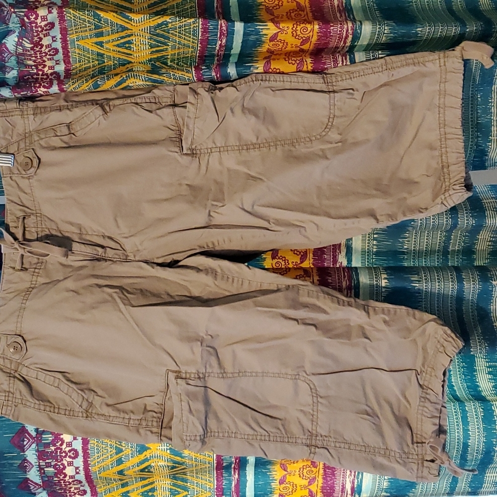 Calvin Klein Jeans Capri pants, 12, Khaki